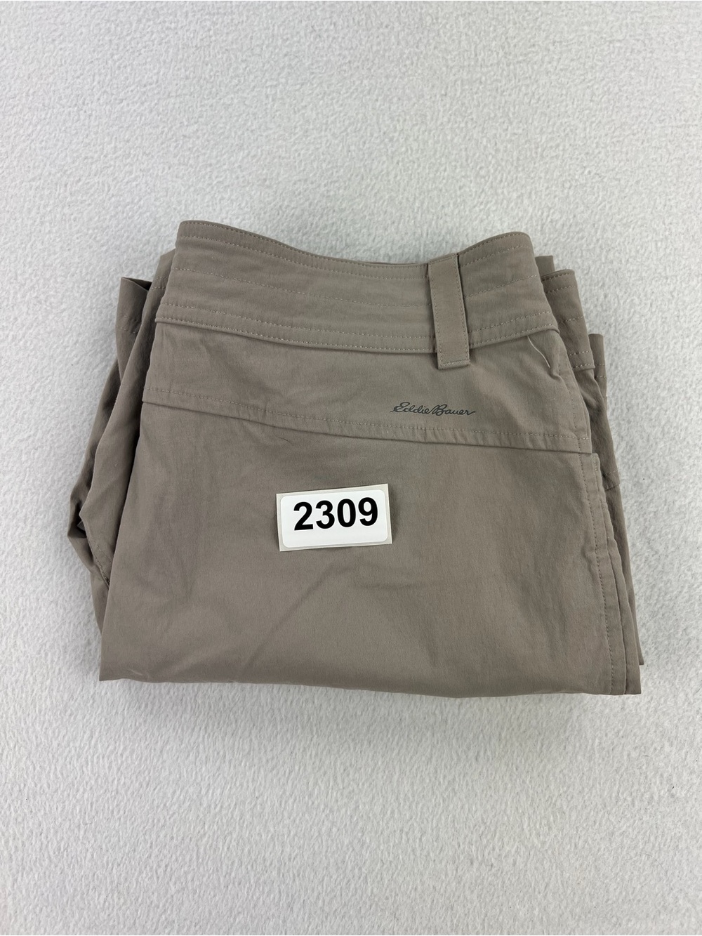 Eddie Bauer Womens Summer Strain Shorts Beige Outdoor Hiking 6” Inseam Size 8 - Picture 8 of 8